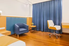 Hotel Turmeric - Room