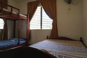 Luzmin BH - White House - Habitación