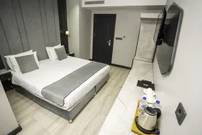 Express Plus Hotel - Vue de la chambre