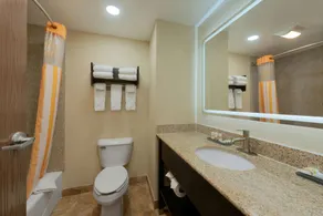 La Quinta by Wyndham Columbus - Grove City - Salle de bain