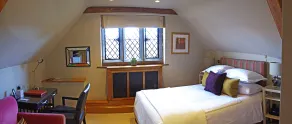 Great Fosters - Near Windsor - Habitación