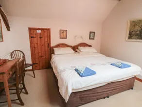 Dairy House - Room
