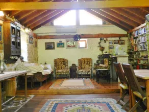 Daphne House - Sitzecke in der Lobby