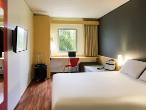 Ibis Monterrey Valle - Chambre