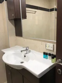 Unique TLV Bauhaus - Bagno