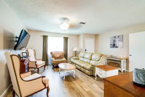 Explore Weeki Wachee Springs: Pet-friendly Home - Intérieur