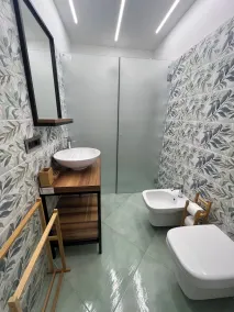 After Sun - Bathroom