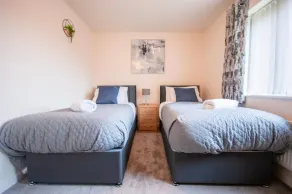 Spacious Luxurious Serviced Accommodation 2 - Zimmer