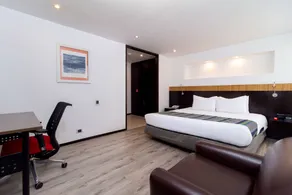 Hotel Madisson Inn Luxury By GEH Suites - View from room