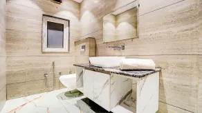 FabHotel D2 - Nr Ashok Vihar - Bagno