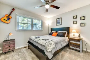1 Mi to Dtwn: Home w/ Fire Pit & Deck in Hudson! - Intérieur