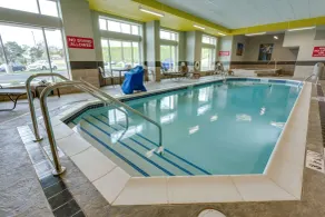 Drury Inn & Suites Pittsburgh Airport Settlers Ridge - Piscine