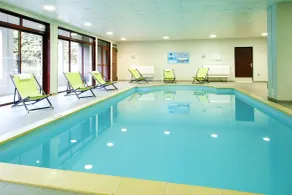 Cerise Carcassonne Sud - Pool