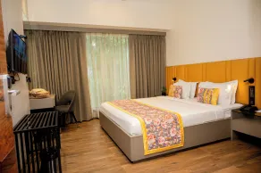 Urvi Banquets & Guest House - Quarto