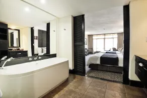 Bakubung Bush Lodge - Bathroom