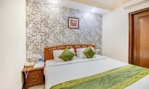 Itsy Hotels Auzone & Spa - Room