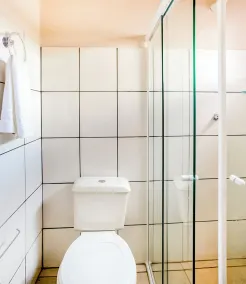 OYO Hotel Itarantim, São Paulo - Salle de bain