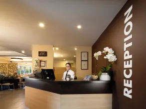 Ahotel Ljubljana - Receção