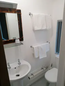 Pensalda Guest House - Badrum