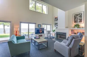 Mille Lacs Lakefront Townhome: Walk to Marina! - Intérieur