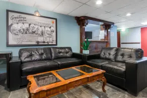 Super 8 By Wyndham Henderson North East Denver - Hall