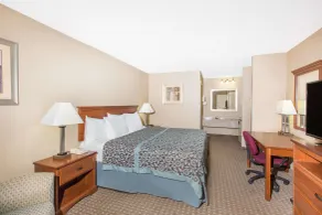 Days Inn by Wyndham Ripley - Room