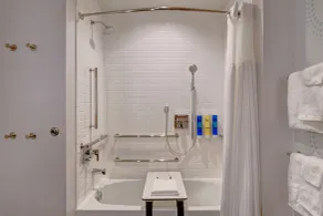 Tru by Hilton Rocky Mount - Salle de bain