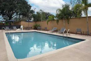 Courtyard by Marriott Lakeland - Piscine