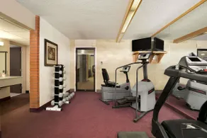 Ramada by Wyndham Lethbridge - Salle de remise en forme