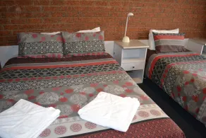 Whalers Rest Motor Inn - Zimmer