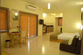Sandalwood Hotel & Suites - Room