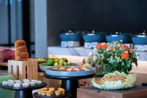 Atour Hotel Qingdao May Fourth Square Hisense Plaza - Restaurant