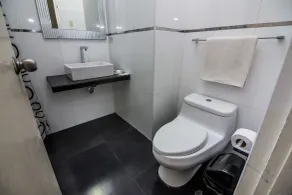 Hotel El Sol - Bathroom