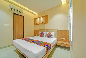 FabHotel Shri Shreeyam Stay - Chambre