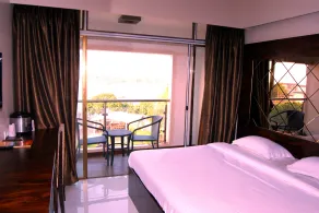 Hotel Apaar with Sea Face Garden Restaurant - View from room