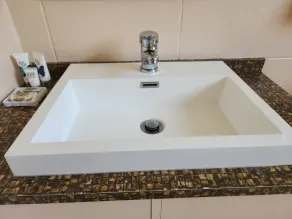Cedar Lodge Motel Hamilton - Bathroom