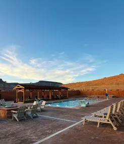 Zion White Bison Glamping & RV Resort - Piscine