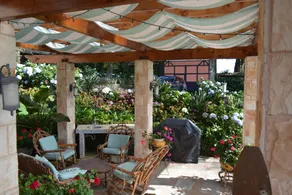 Finca Paraiso Mountain Retreat near San Jose Airport - Reception