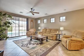 Family Home w/ Pool, BBQ & Fire Pit in Goodyear - Innenbereich