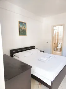 Hotel Azure - Room