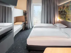 B&B HOTEL Würzburg-Altstadt - Quarto