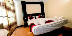 Kathmandu Regency Hotel - Værelse