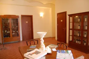 Agriturismo Il Frantoio Di Colle Alberto - Interior entrance