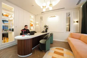 Hotel Condal - Réception