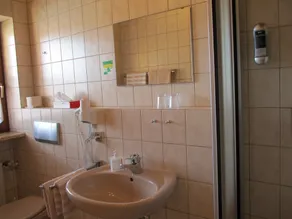 Pension "Zum Schwan" - Badezimmer