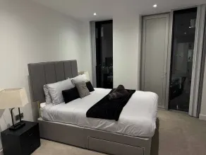 Luxurious 2 bed City View Apartment - Rum