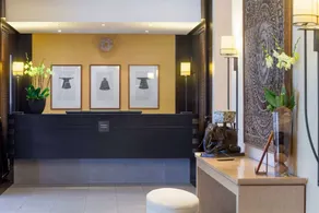 Jade Manotel - Reception