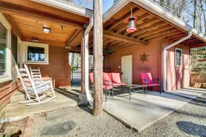 Group Getaway! Lake House w/ Private Dock & Patio - Interiør