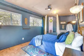 Grill & Rooftop Deck: Cozy Hideaway in Garfield - Innvendig