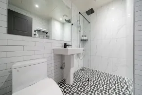Healasis - Bathroom